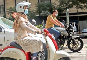 مجید انصاری: از نظر حقوقی موتورسواری زنان خلاف قانون نیست